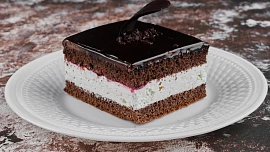 Vynikající řezy Ledňáček jsou rychle hotové a chutí připomenou oblíbený nanuk. Vaše děti je budou milovat, a nejen ony