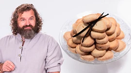 Josef Maršálek upekl luxusní máslové sušenky: Základem je vanilka a dobře zpracované těsto, říká cukrář