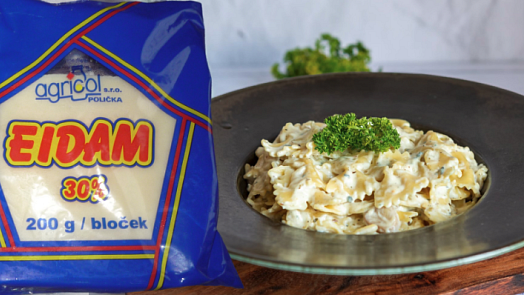 V akci: Eidam za 14 korun vybízí k přípravě klasického smažáku i skvělé sýrové omáčky na těstoviny. Vše rychle a levně
