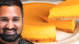 Dýňový cheesecake voní vanilkou a je vláčný. Jak ho nejlépe připravit, poradil semifinalista MasterChef Česko Pavel Berky
