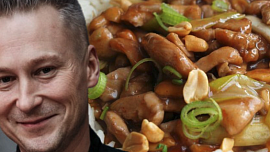 Šéfkuchař Lukáš Neckář poradil, jak vylepšit českou „čínu“ a nabídl recept na kung-pao: Vše je o správné kombinaci omáček, říká