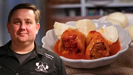 Plněné papriky podle Jana Punčocháře: Kombinace skvělého masa, božské omáčky a poctivého knedlíku nadchne každého