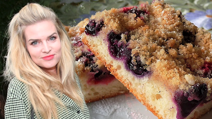 Nikol Leitgeb ukázala, že babiččin recept na koláč zvládá naprosto perfektně.