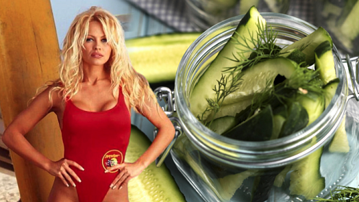 Pamela Anderson má vlastní značku nakládaných okurek: Skleničku za skoro 800 Kč si ale moc lidí nekoupí