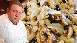 Císařský trhanec podle Jaroslava Sapíka: Nadýchaná sladká omeleta voní švestkami a rumem. Použijte troubu, radí šéfkuchař