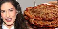 Bramboráky z trouby podle Anety Vignerové: Modelka do těsta přidává slaninu a jednu důležitou ingredienci