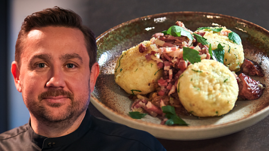 Perfektní plněné knedlíky s uzeným masem a zelím podle Jana Punčocháře: Brambory nejprve upečte, radí šéfkuchař