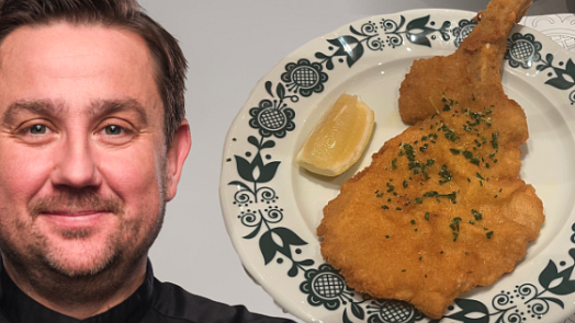 Vyzkoušeli jsme Punčochářův řízek přes celý talíř: Restaurace Šnycl má tahák za necelých 300 Kč, na který se budete vracet