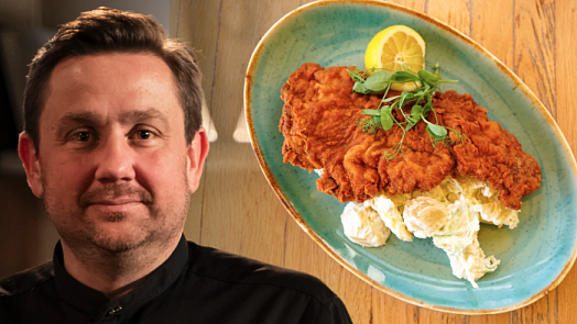 Jan Punčochář prozradil, jak na dokonalý vepřový řízek: Po obalení musí maso hned na pánev s dobře rozpáleným tukem