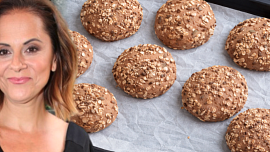 Žitné housky podle Laďky Něrgešové: Pečivo, které skvěle chutná a zasytí víc, než klasická varianta. Upéct je zvládne každý