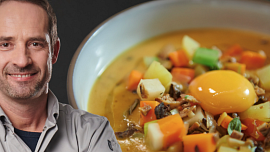 Dokonalá bramboračka podle Marka Fichtnera: Vývar nechte dlouho táhnout a houby nepřidávejte moc brzy, radí šéfkuchař