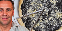 Roman Vojtek zavzpomínal na „valašskou pizzu“ od maminky: Pekli jsme každý týden, musím se do toho zase pustit, říká