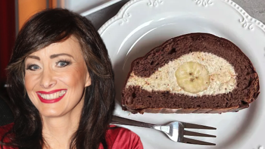 Daniela Šinkorová peče moučník, který vypadá jako z cukrárny. Sloní slza ukrývá banány a ořechový krém