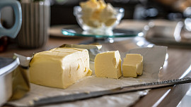 Vyznáte se v másle? To nejlepší je české a čerstvé. Poznáte ho snadno!