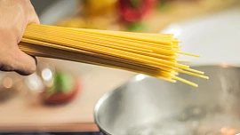 Těstoviny jako z pořadu Prostřeno: Jak dlouho je vařit, aby byly vynikající, a co znamená al dente?