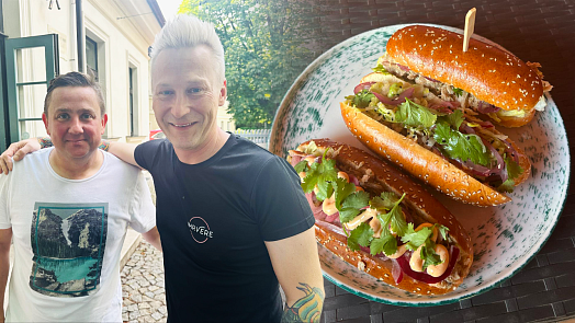 Jan Punčochář připravil speciální hot dogy pro Oktagon: V prodeji bude 3000 kusů a vydávat se budou do 30 vteřin