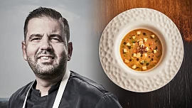Šéfkuchař Radek Kašpárek rád vaří z levnějších surovin. Nám prozradil svůj recept na štědrovečerní rybí polévku