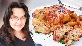 Holka u plotny radí: Jak využít zbytky pečeného kuřete? Maso se hodí do tortilly i pomazánek, kosti zase na vývar