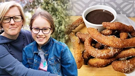 Náš život s celiakií: Bezlepkové churros pro Áňu. Snadno se dělají a skvěle chutnají s čokoládovým krémem