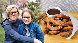 Náš život s celiakií: Bezlepkové churros pro Áňu. Snadno se dělají a skvěle chutnají s čokoládovým krémem