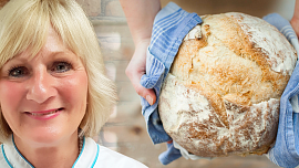 Expertka radí, jak doma nejlépe uchovat chleba: Osvědčila se mi kombinace bavlněné utěrky a mikrotenového sáčku, říká