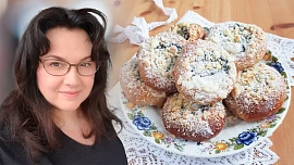 Holka u plotny radí: Jak na moravské koláčky s tvarohem a povidly? Podle snadného receptu vyjde jeden kousek na 8 Kč