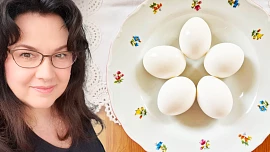 Holka u plotny radí: Jak skvěle uvařit vejce natvrdo nebo naměkko, a jak je snadno oloupat? Pomůže sůl, ocet a studená voda