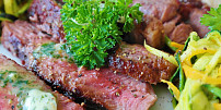 Marinování a jak na to: Připravte si tři nejlepší marinády na kuře i steaky