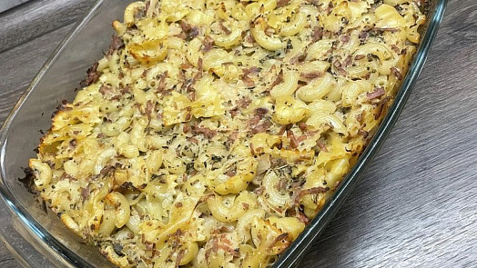 Už jste jedli šunkoflekozelo? Vylepšená klasika školních jídelen i obědů u babičky chutná skvěle. Prozradíme vám, jak na ni Už jste jedli šunkoflekozelo? Vylepšená klasika školních jídelen i obědů u babičky chutná skvěle. Prozradíme vám, jak na ni