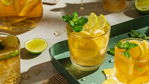 Jak na domácí citronádu jako z kavárny: Důležité je krájení citronů chvíle, kdy přidáte vodu i nečekaná přísada