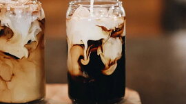 Na ledovou kávu z kavárny si už nevzpomenete: Tohle cold brew si budete dělat celé léto