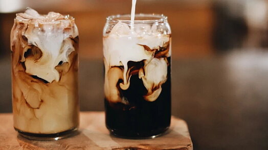 Na ledovou kávu z kavárny si už nevzpomenete: Tohle cold brew si budete dělat celé léto