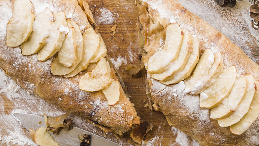 Bavorský štrúdl: Křehký a vláčný moučník s dvěma speciálními ingrediencemi, které výrazně vylepší jeho chuť