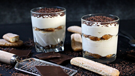 Tiramisu do skleničky jako z italské kavárny: O dokonalém výsledku rozhodnou piškoty i čas v lednici