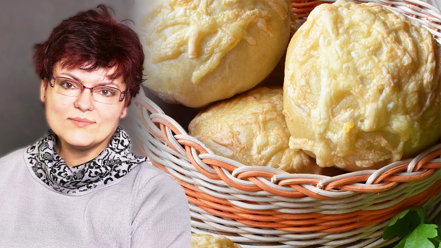 Pečeme s Ivou: Jednoduché bulky se sýrem vydrží vláčné a voňavé dva dny. A ta vůně! Je cítit až ven před dům