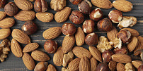 Jak vylouskat ořechy snadno a rychle: Triky našich babiček zjednoduší pečení vánočního cukroví i následný úklid