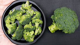 VIDEO: Omýváte brokolici správně? Díky tomuhle triku odstraníte snadno veškerý hmyz, který se v zelenině ukrývá
