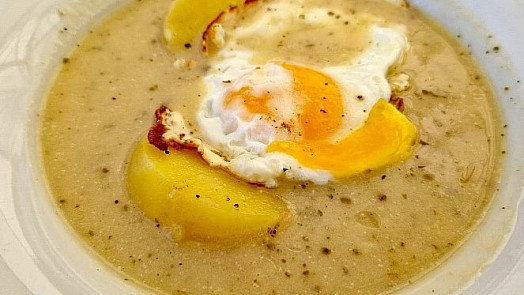 Polský žurek jako tradiční předvelikonoční pokrm: Voní po houbách a díky kvásku chutná příjemně kysele