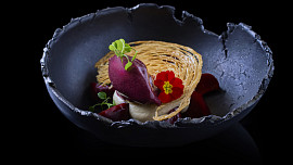 Trnková zmrzlina: Osvěžující sorbet od šéfcukráře restaurace Triton zvládnete snadno i doma