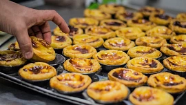 Koláčky až z Lisabonu: Víte, že za objev pastéis de nata vděčíme mnichům z portugalského kláštera?