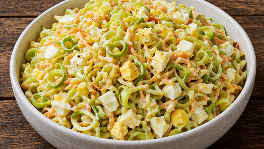 Velikonoční vajíčkový salát s pórkem voní koprem: Dejte klasice více svěžesti a trochu štiplavosti