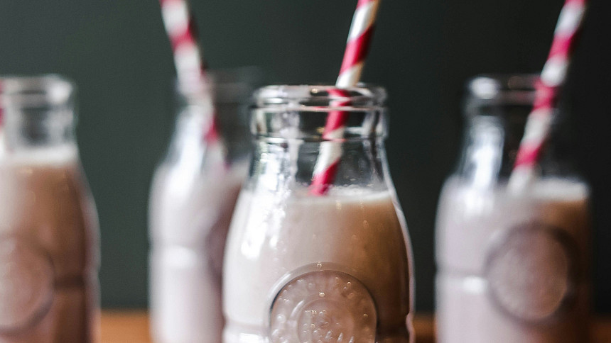 Kefírová mléka nebo ovocné jogurty si dopřejte spíš jako odměnu