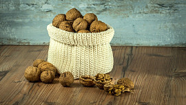 Pět tipů, jak správně skladovat vlašské ořechy: Nejlepší je nechat je ve skořápce, vyloupané zmrazit, překvapivě jdou i zavařit