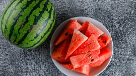 Grilování levou zadní: Jak poznat zralý meloun a jak z něj připravit skvělou grilovací omáčku