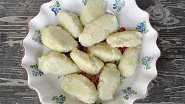 Holka u plotny radí: Jak na božské knedlíky bosáky? Dokonalou chuť zajistí malý fígl