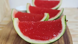 Želatinový meloun oživí každou jarní párty!