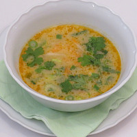 Do thajské polévky rozhodně patří koriandr. Zdroj: Se souhlasem TV Prima