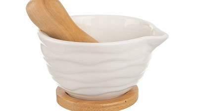 Orion Porcelánový hmoždíř Bambu, 10 cm. 4home.cz,  199 Kč Zdroj: oficiální materiály prodejce