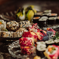 Lukášovo sushi září všemi barvami. Zdroj: se souhlasem Lukáše Neckáře