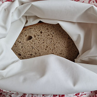 Kváskový chleba ve Vrapáčku. Zdroj: Šárka Adámková, Toprecepty